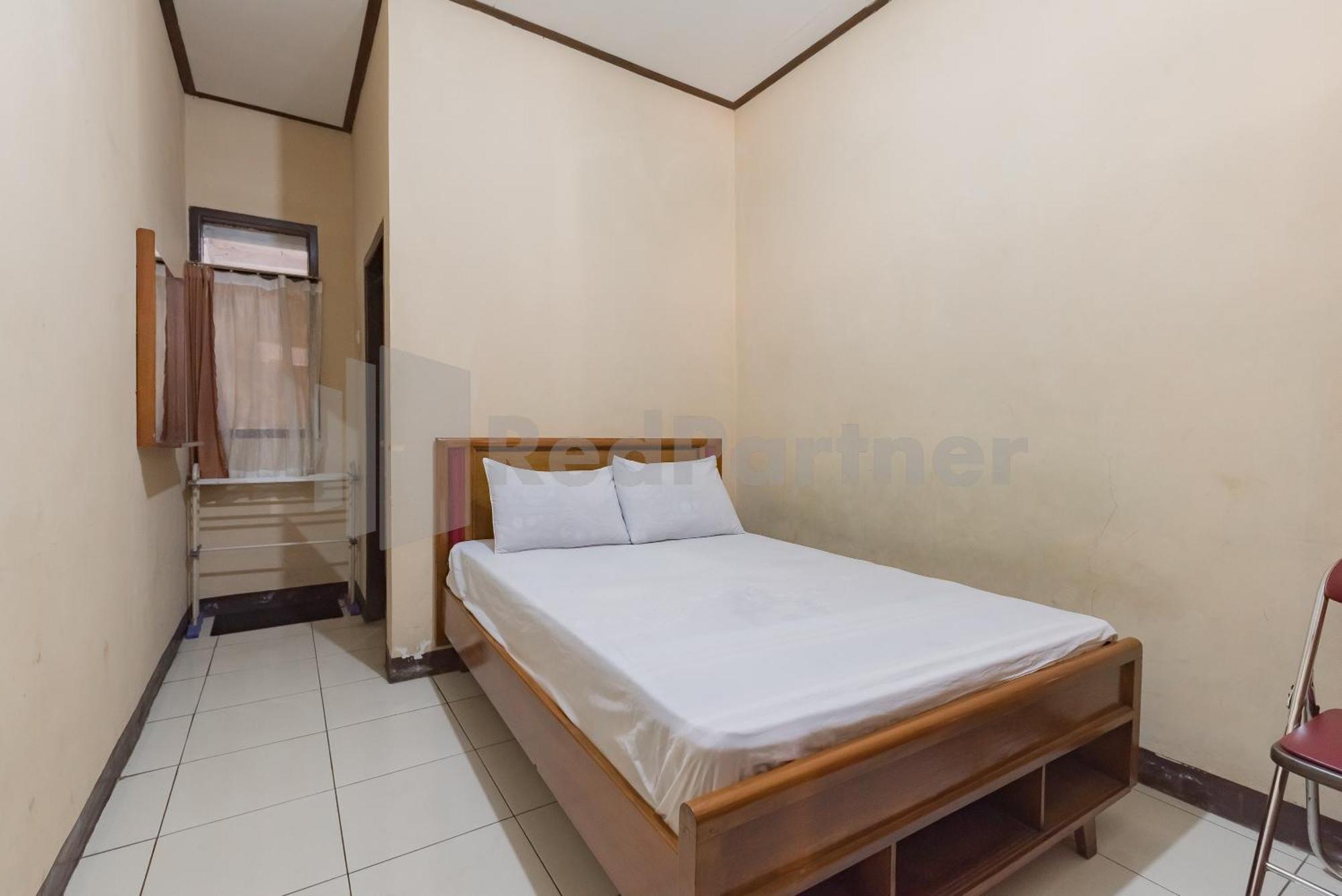 Homestay Pkpn Garut Mitra Reddoorz Bagian luar foto